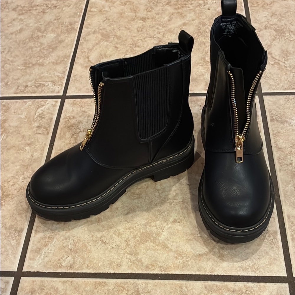 Wonder Nation Black and Gold Boots with Rugged Sole